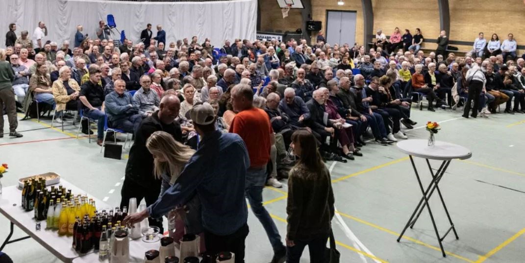 Fra Eurowinds offentlige møde den 3. april med ca. 400 fremmødte.